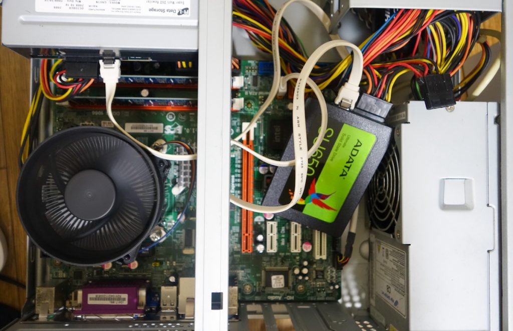 Intel Core2 Duo搭載のパソコン